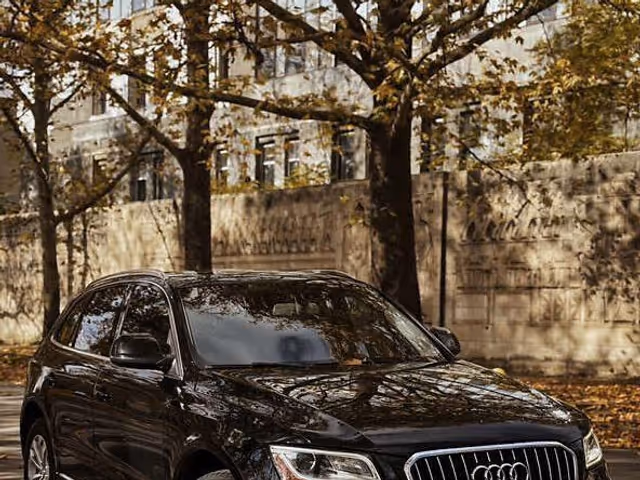 Audi Q5 - фото 1