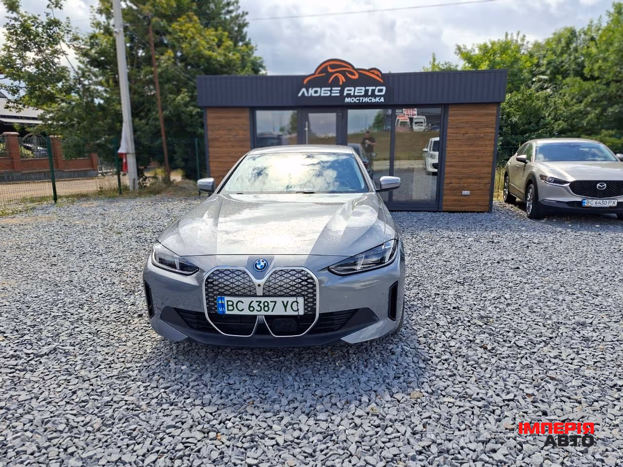 BMW i4 - фото 1