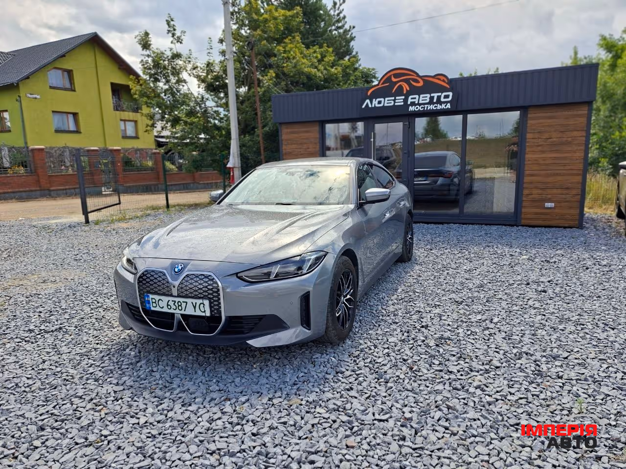 BMW i4 - фото 4