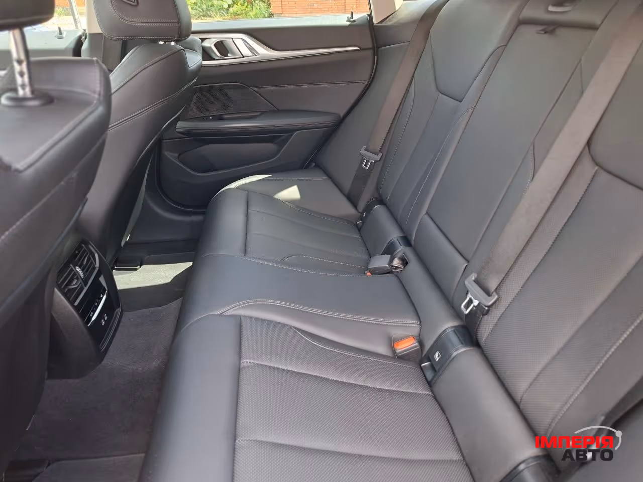 BMW i4 - фото 60