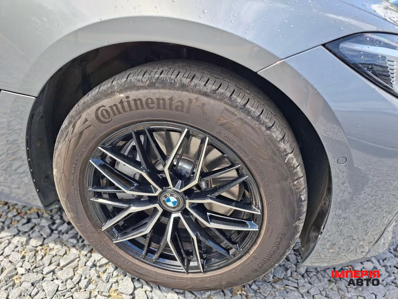BMW i4 - фото 11