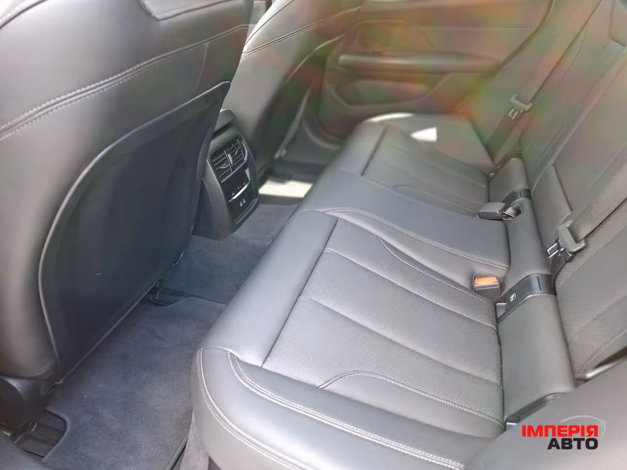 BMW i4 - фото 52