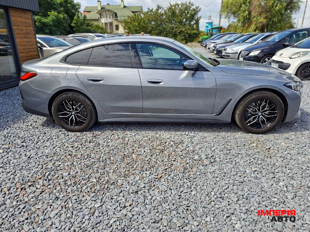 BMW i4 - фото 16
