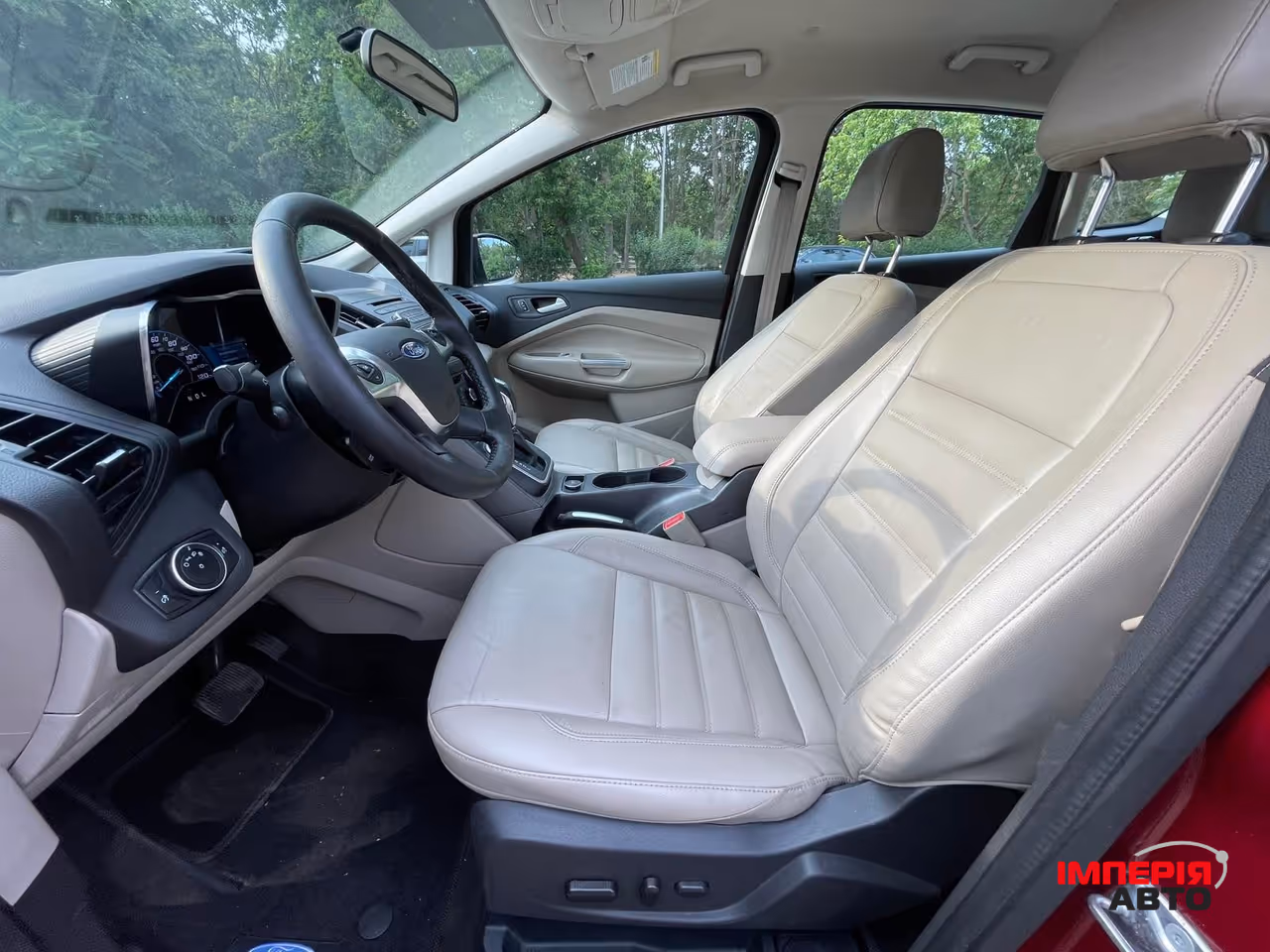 Ford C-MAX - фото 19