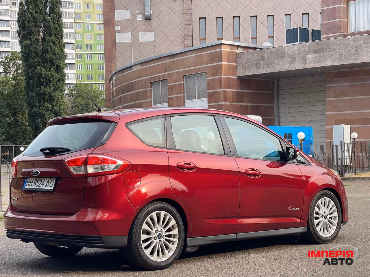 Ford C-MAX - фото 11