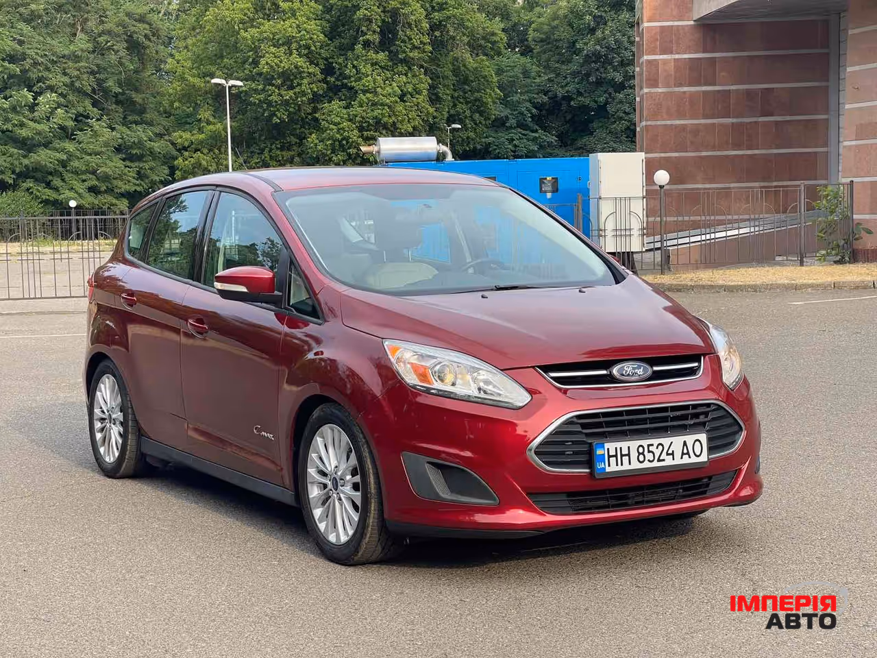 Ford C-MAX - фото 1