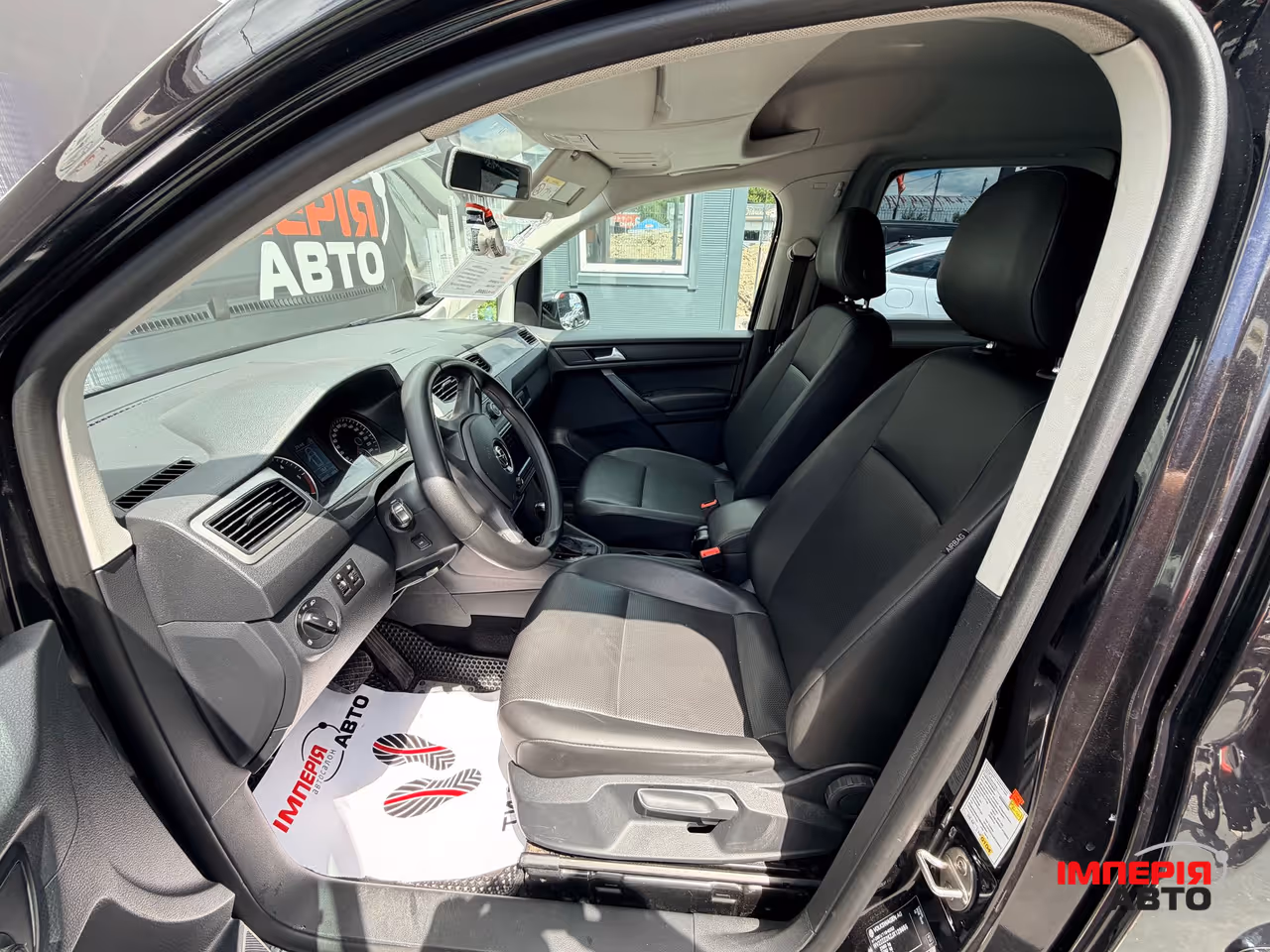 Volkswagen Caddy - фото 8