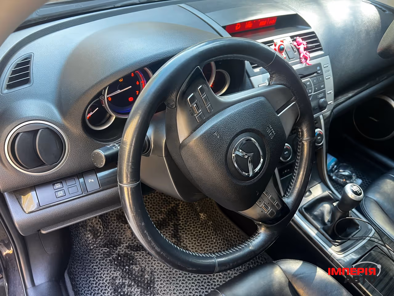 Mazda 6 - фото 10