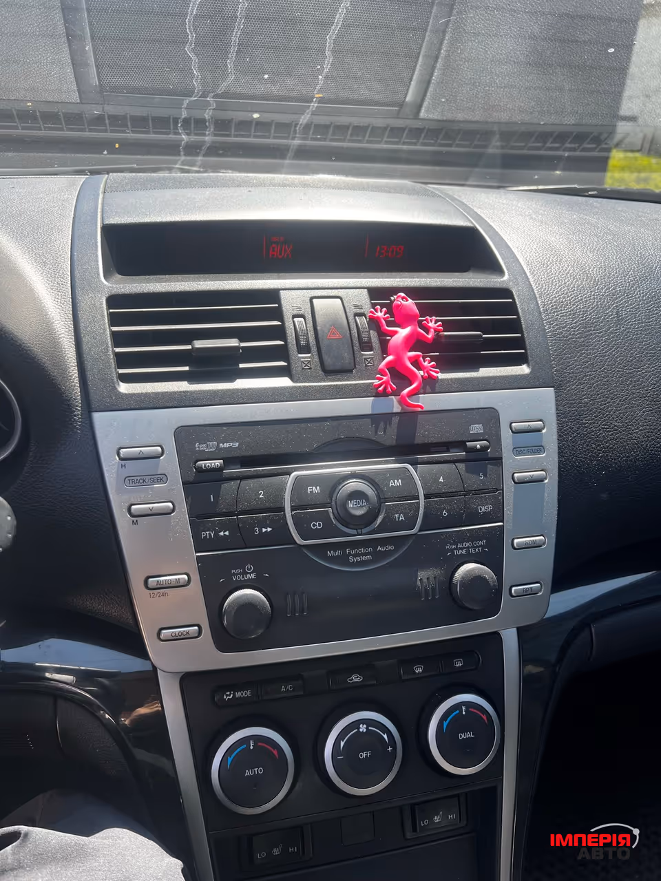 Mazda 6 - фото 18