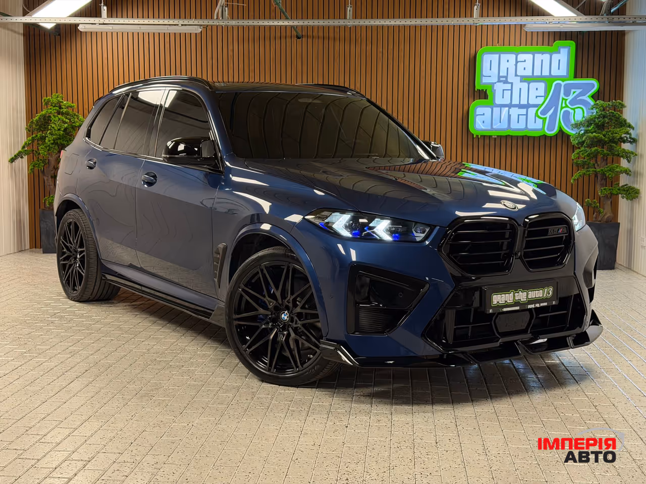 BMW X5 - фото 1