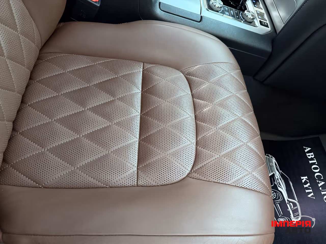 Toyota Land Cruiser - фото 32