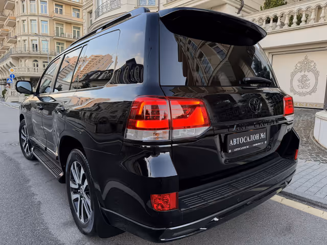 Toyota Land Cruiser - фото 3