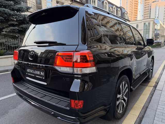 Toyota Land Cruiser - фото 5