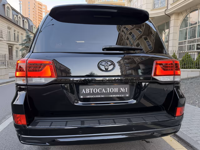 Toyota Land Cruiser - фото 4