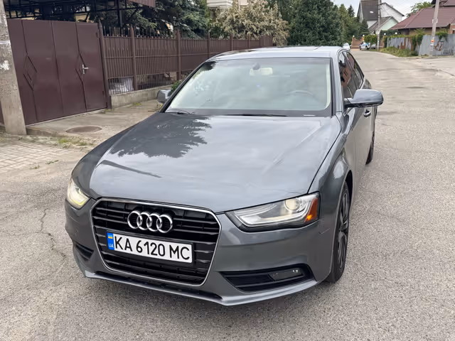 Audi A4 - фото 3