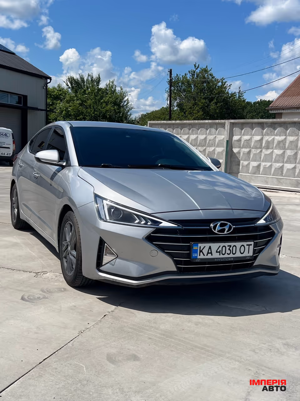 Hyundai Elantra - фото 8