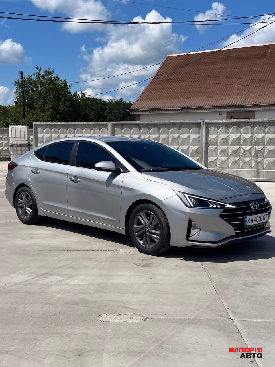 Hyundai Elantra - фото 10