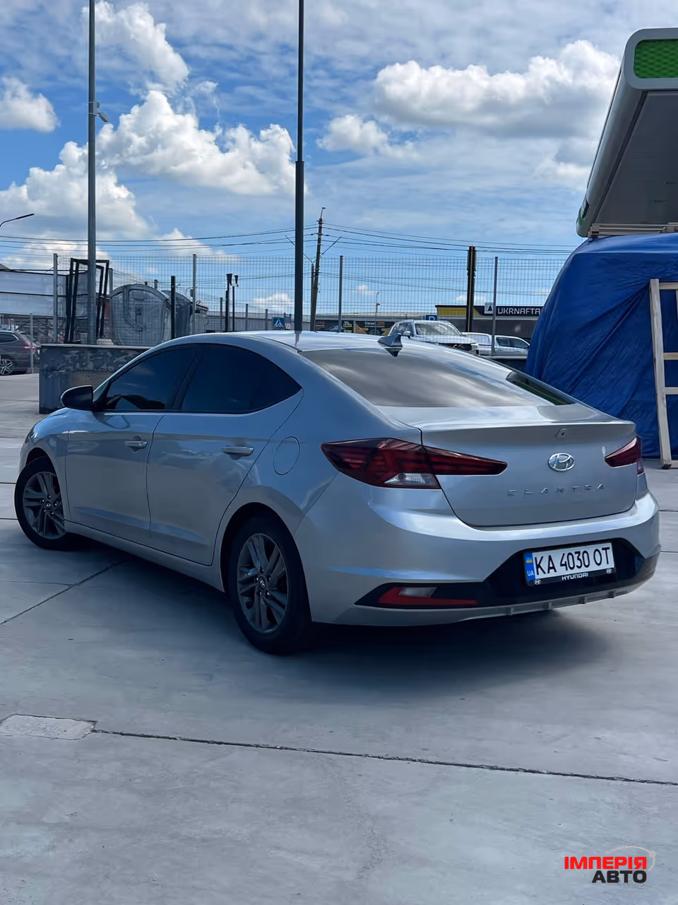 Hyundai Elantra - фото 4