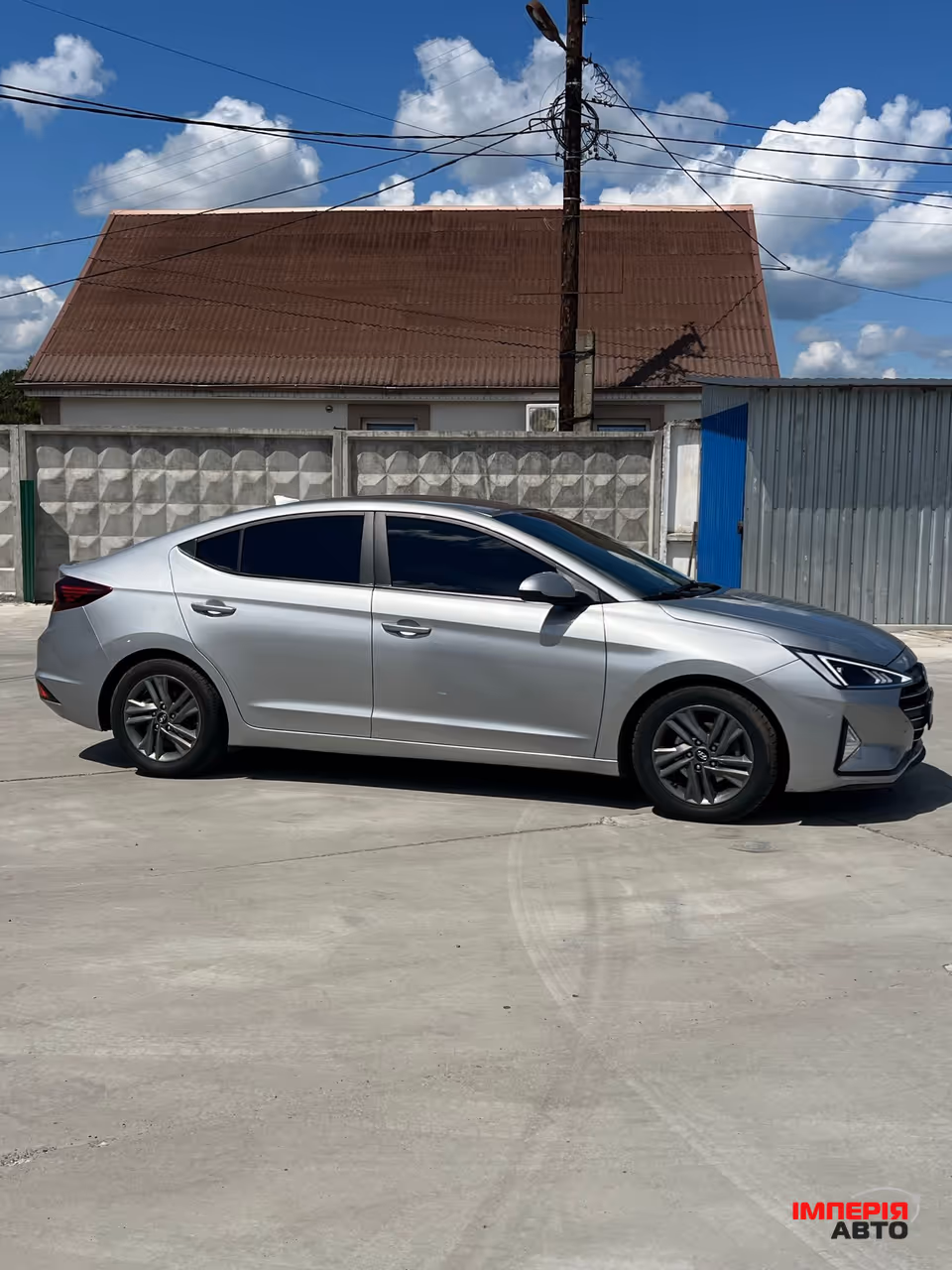 Hyundai Elantra - фото 12