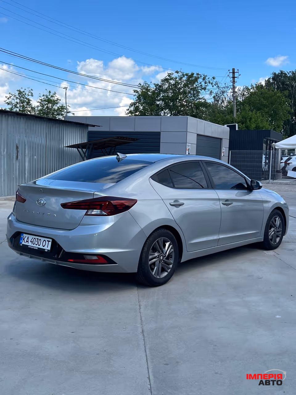 Hyundai Elantra - фото 15