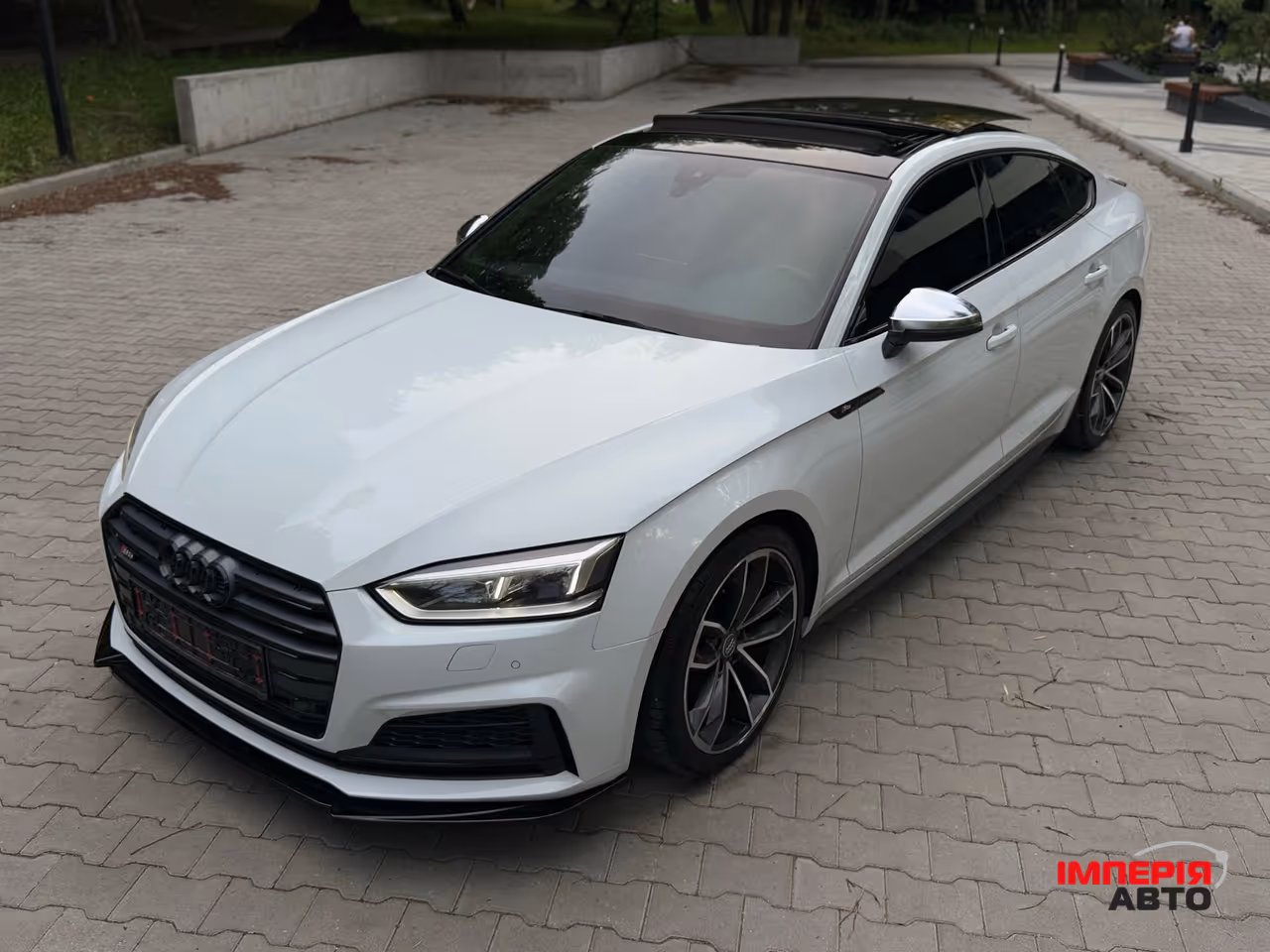 Audi S5 - фото 16