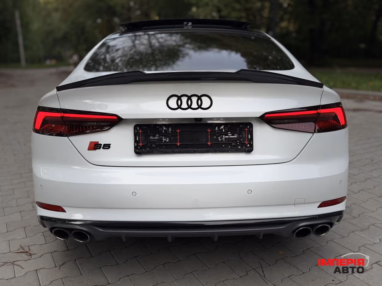 Audi S5 - фото 7