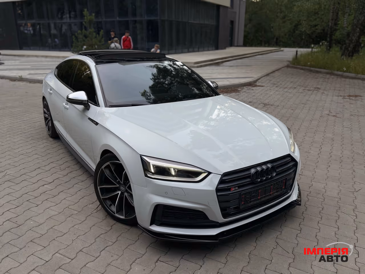 Audi S5 - фото 12