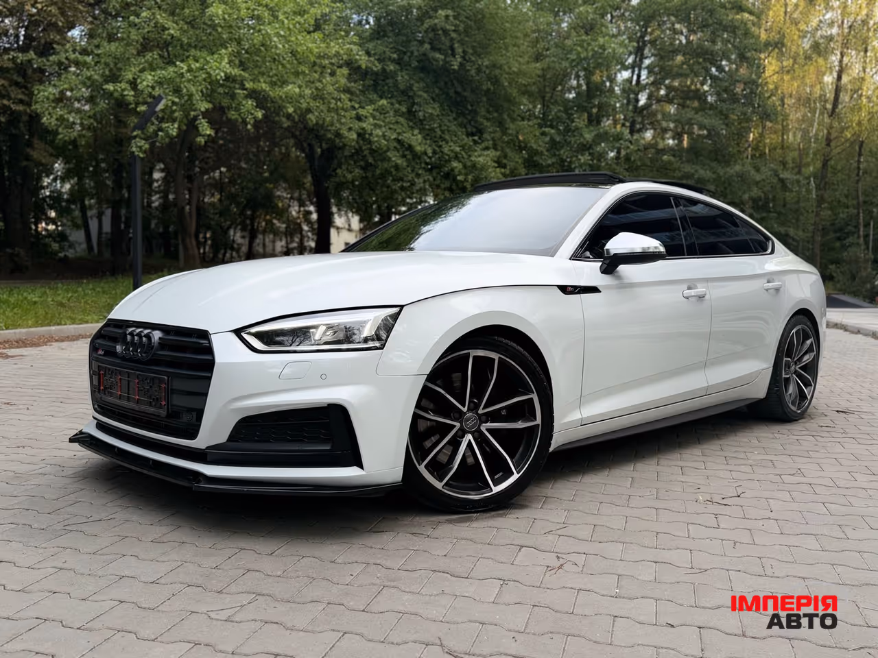 Audi S5 - фото 1
