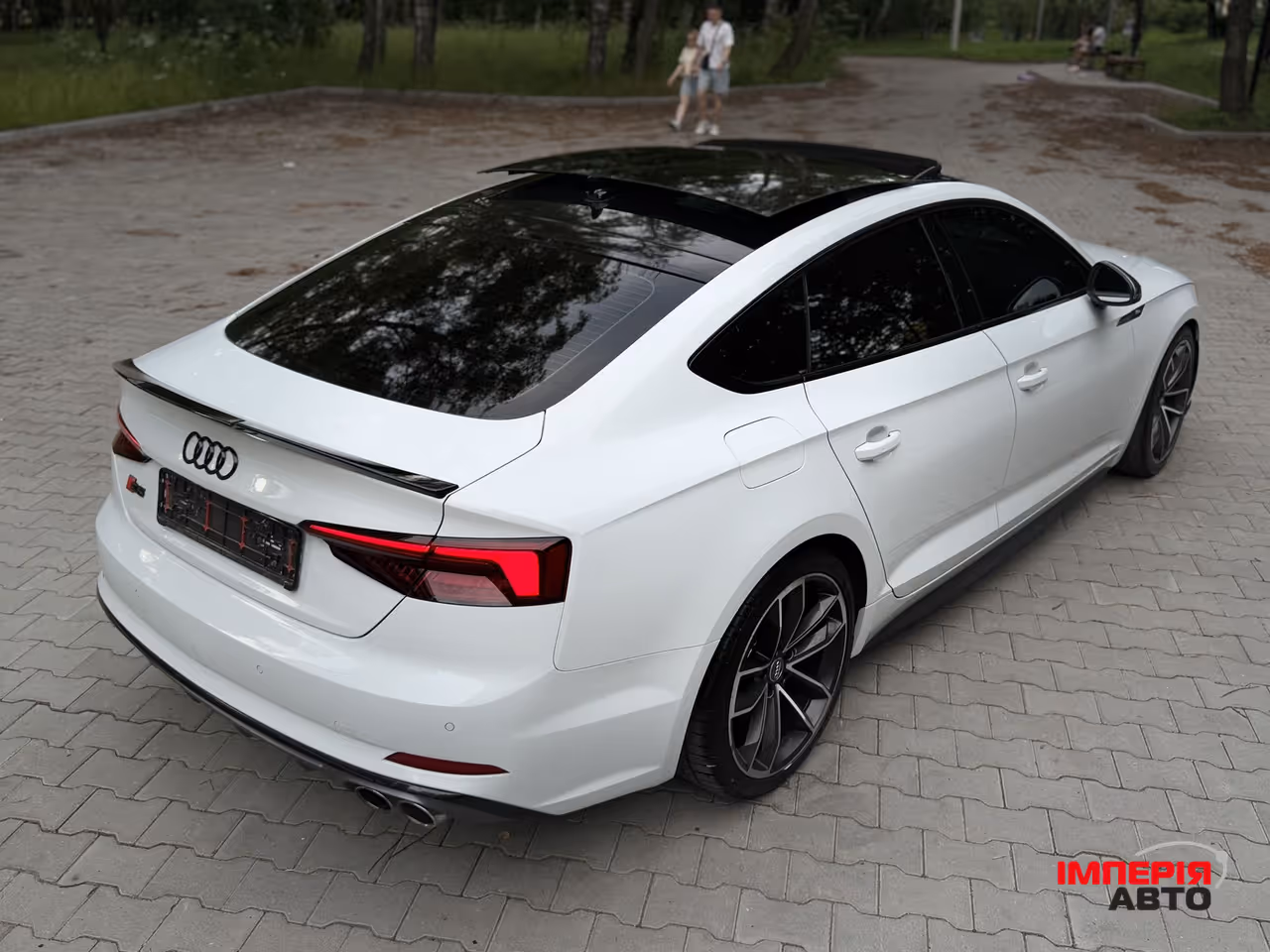 Audi S5 - фото 17