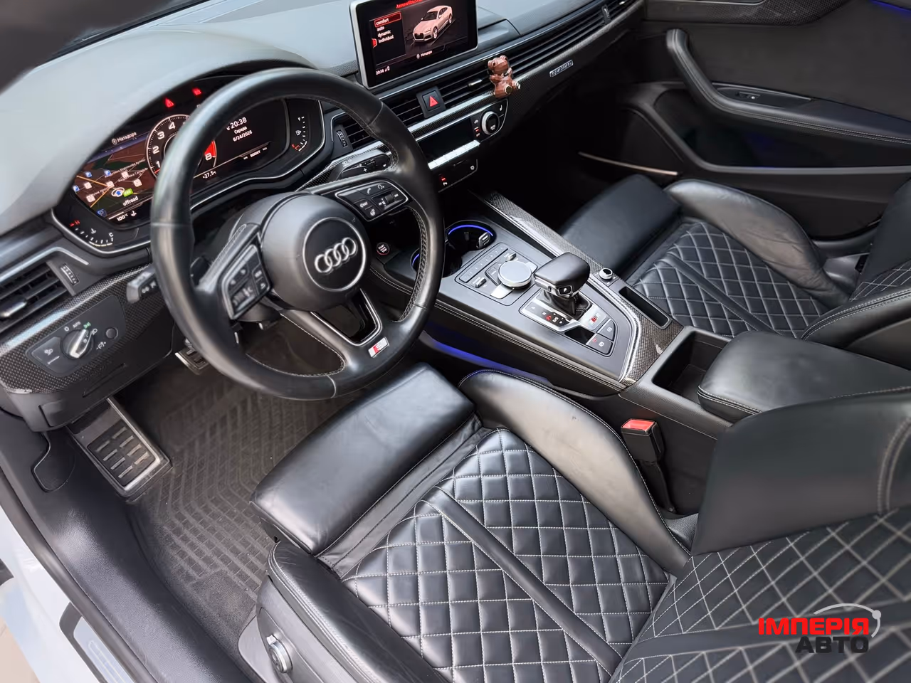 Audi S5 - фото 32