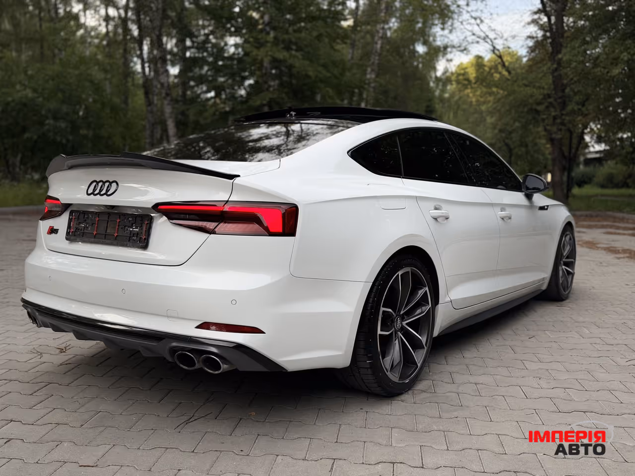 Audi S5 - фото 8