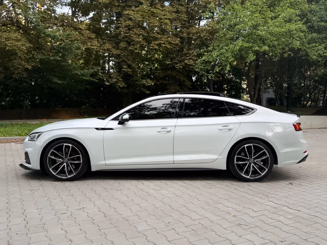 Audi S5 - фото 4