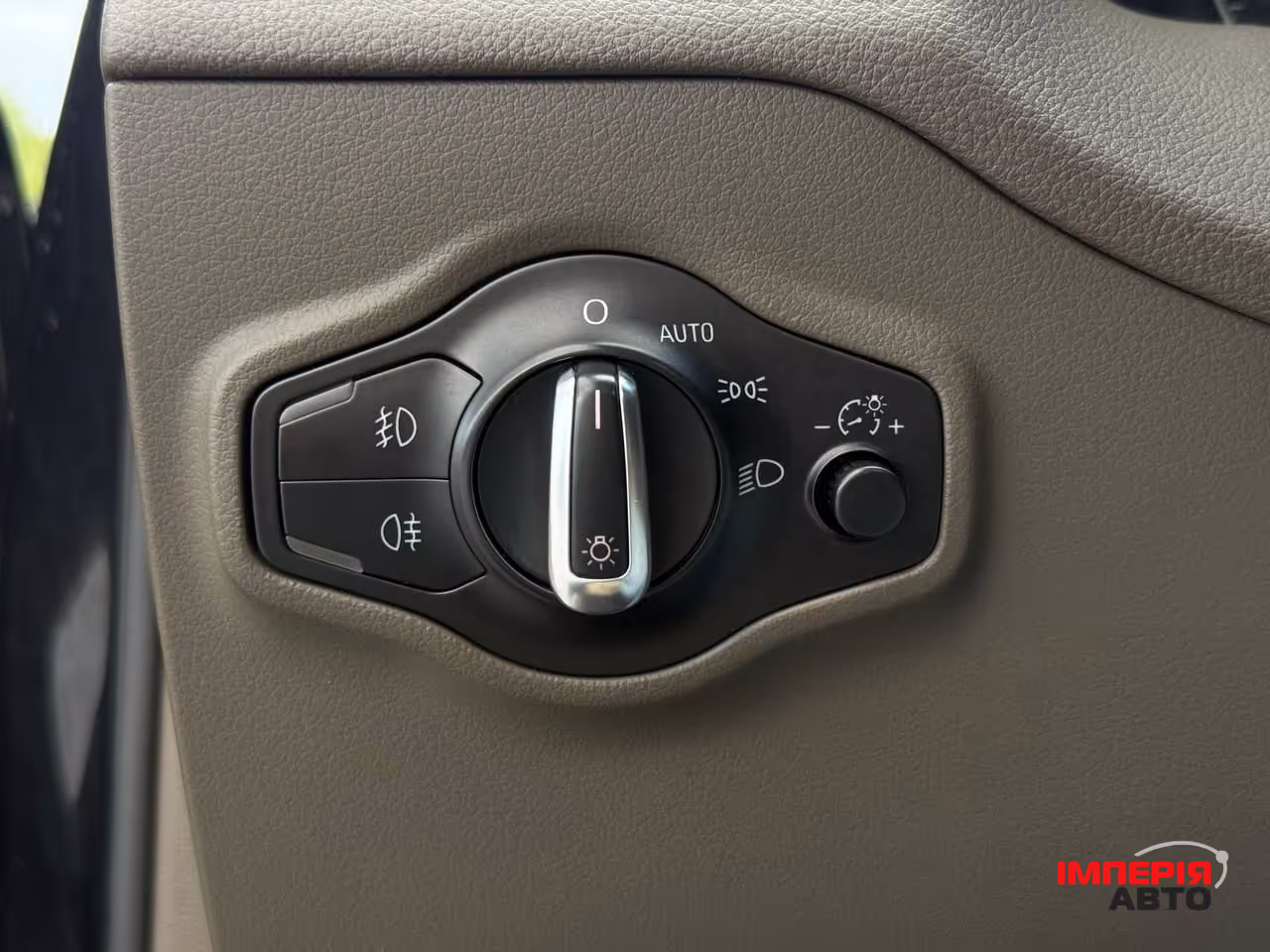 Audi Q5 - фото 24