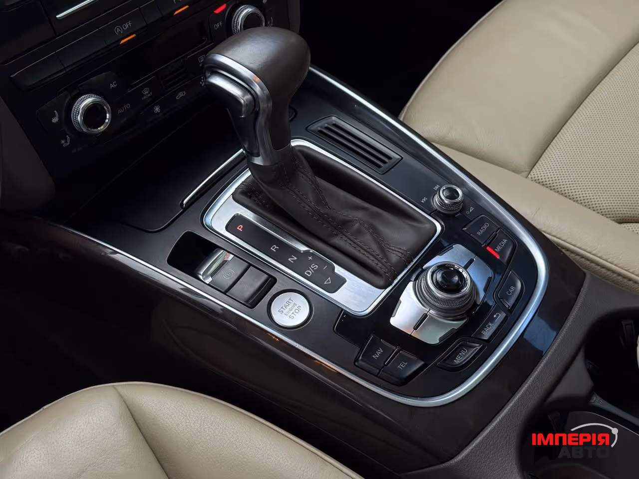 Audi Q5 - фото 32