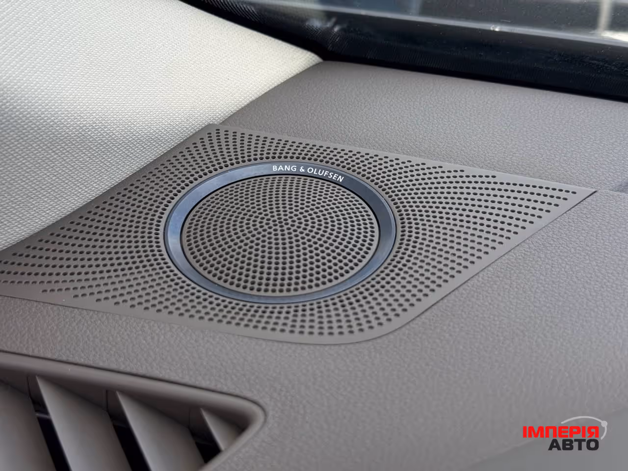 Audi Q5 - фото 25