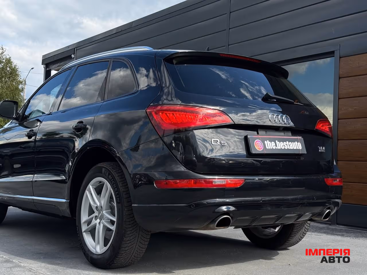 Audi Q5 - фото 10