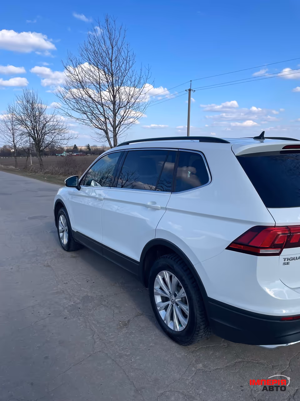 Volkswagen Tiguan - фото 4