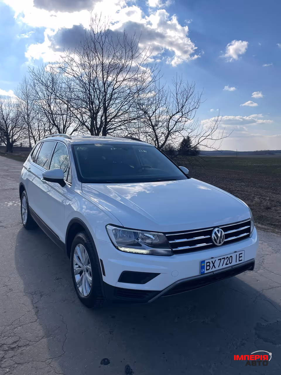 Volkswagen Tiguan - фото 1