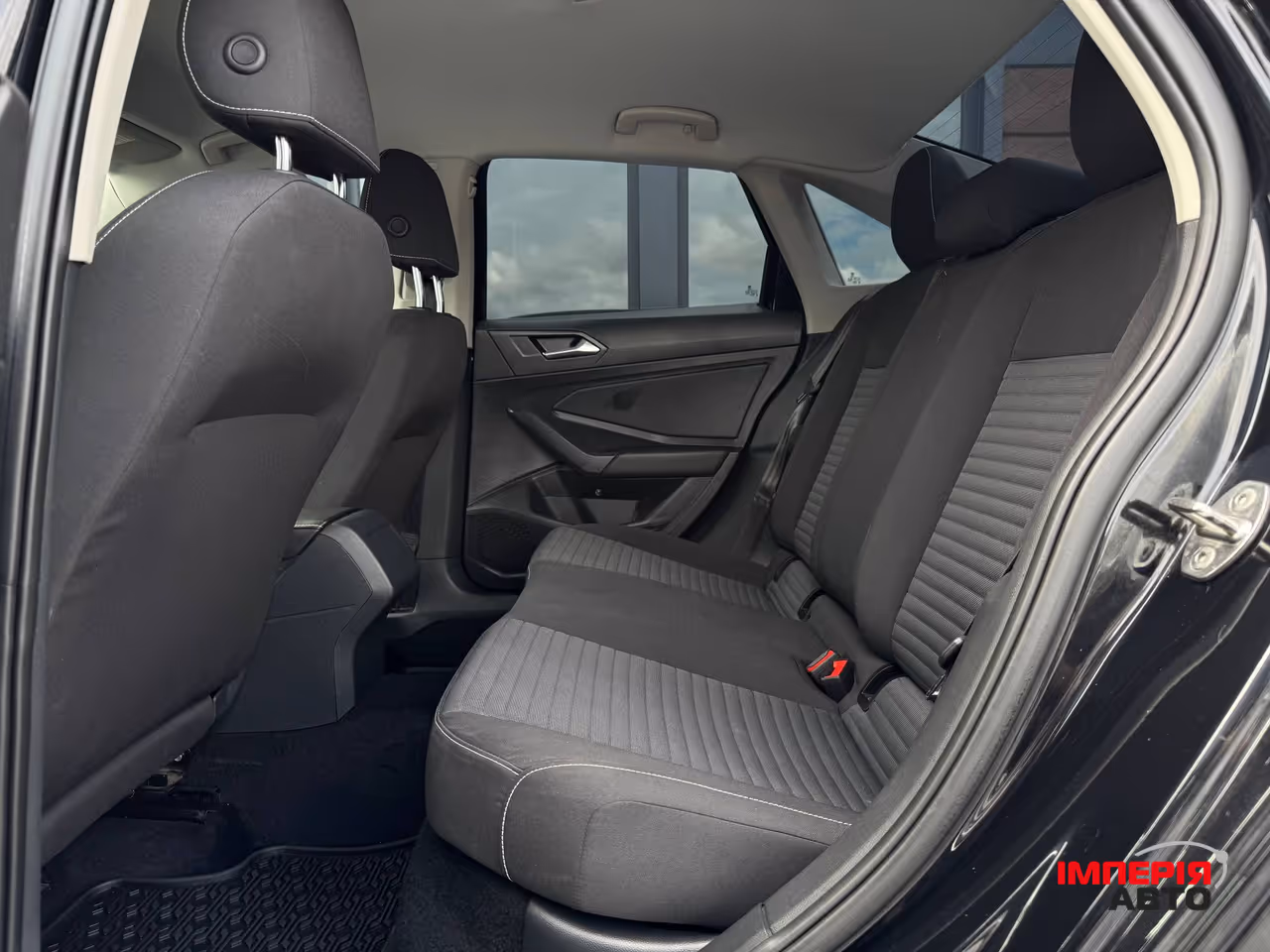 Volkswagen Jetta - фото 49