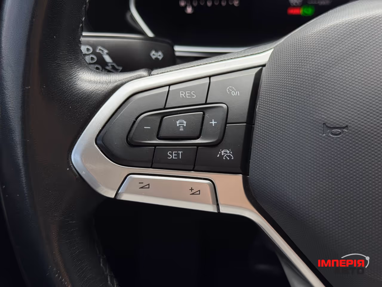 Volkswagen Jetta - фото 36