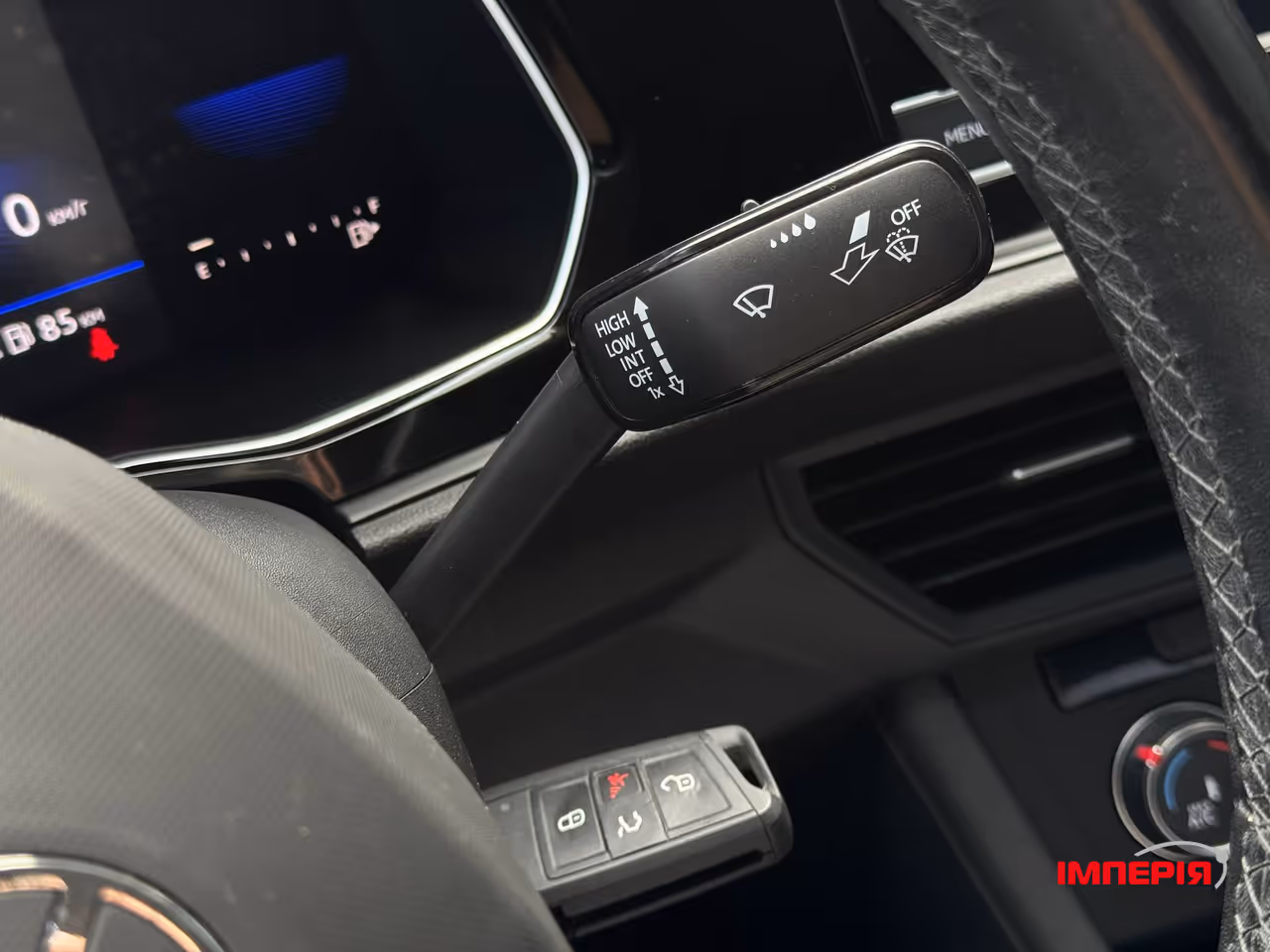 Volkswagen Jetta - фото 39