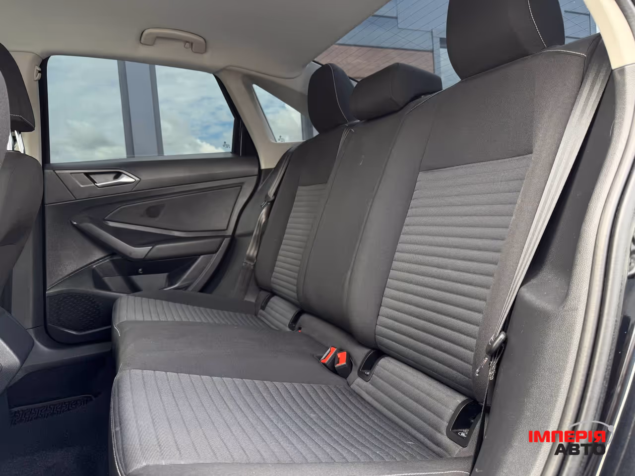Volkswagen Jetta - фото 50