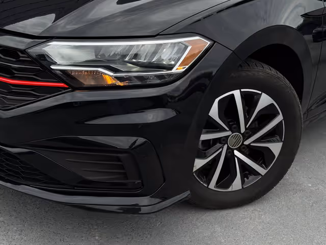 Volkswagen Jetta - фото 3