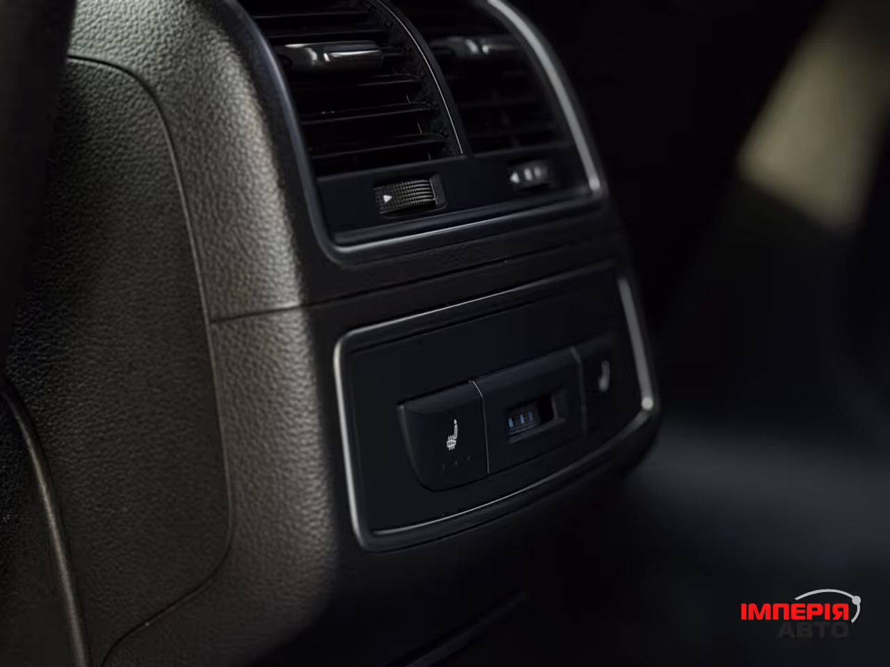 Audi A6 - фото 9