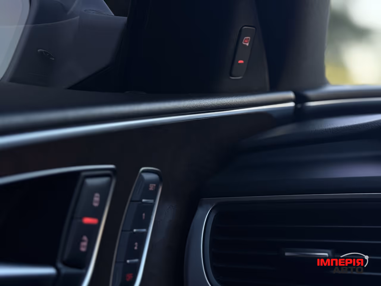 Audi A6 - фото 14