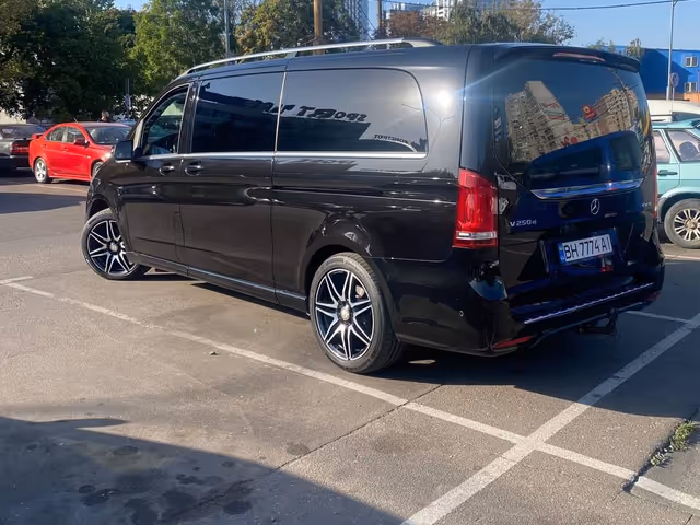 Mercedes-Benz V-Класс - фото 2