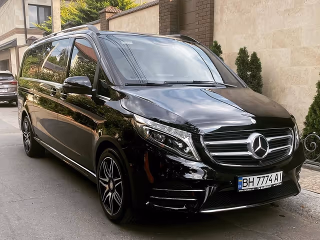 Mercedes-Benz V-Класс - фото 1