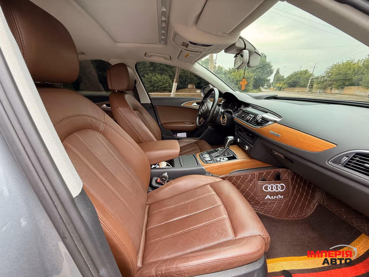 Audi A6 - фото 9