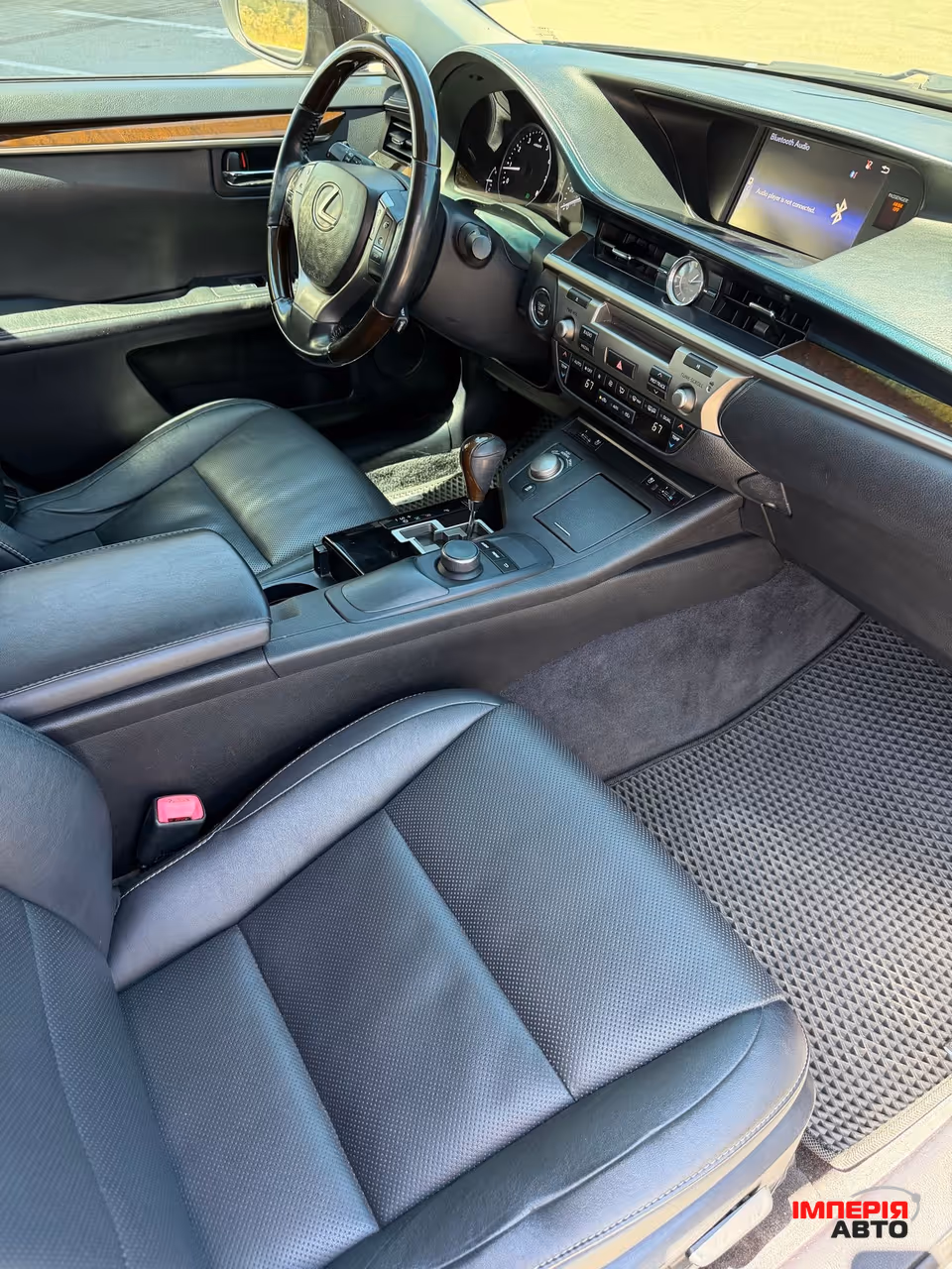 Lexus ES - фото 16