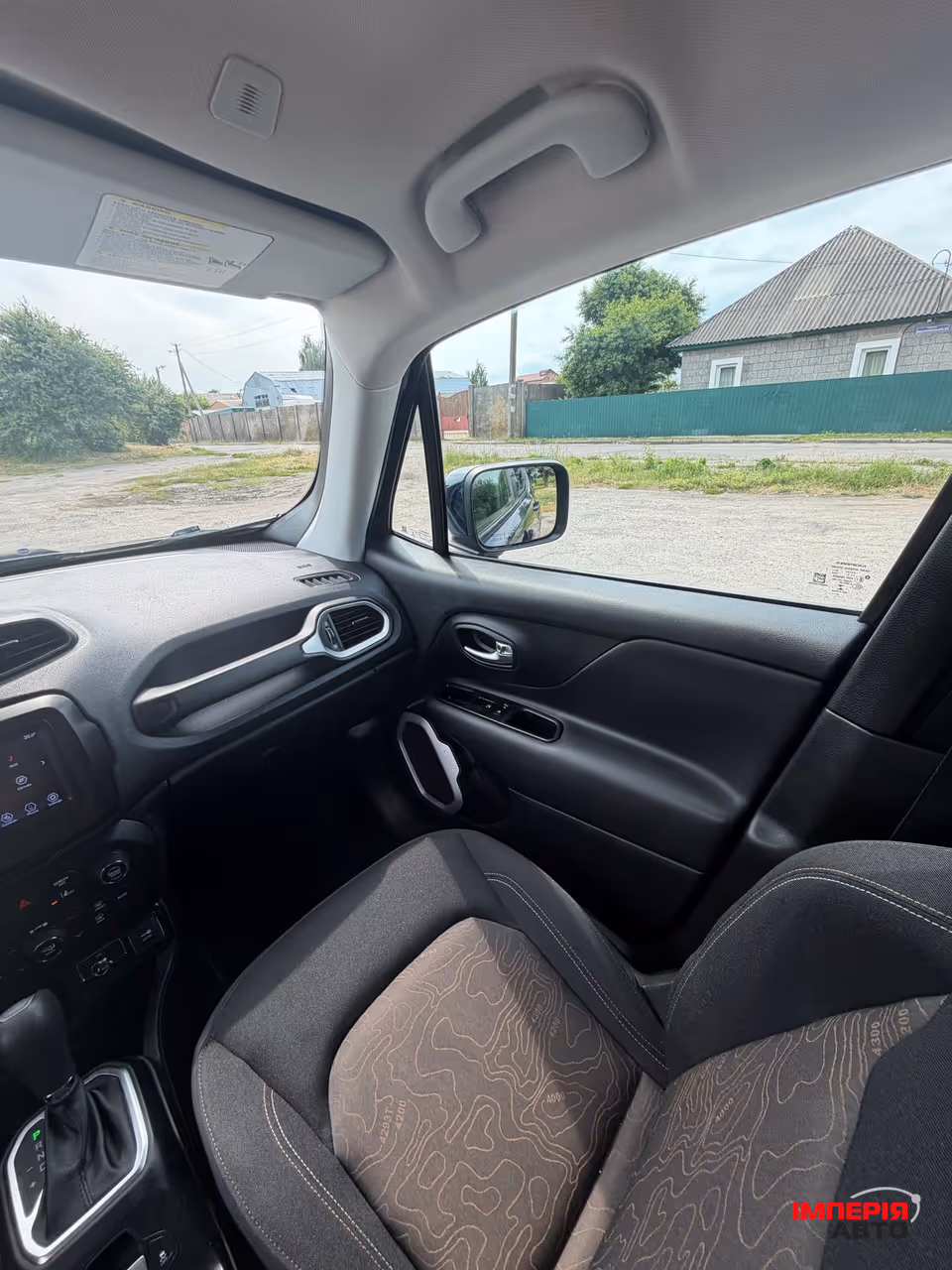 Jeep Renegade - фото 11